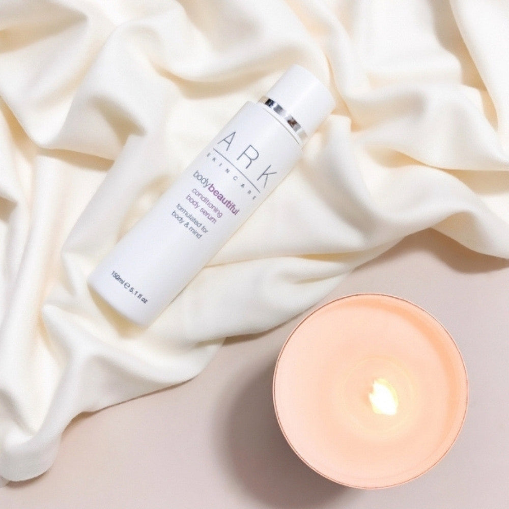 A rich, silky treatment oil for the body. This formula is rich in nourishing Omegas for hydrated, glowing skin.