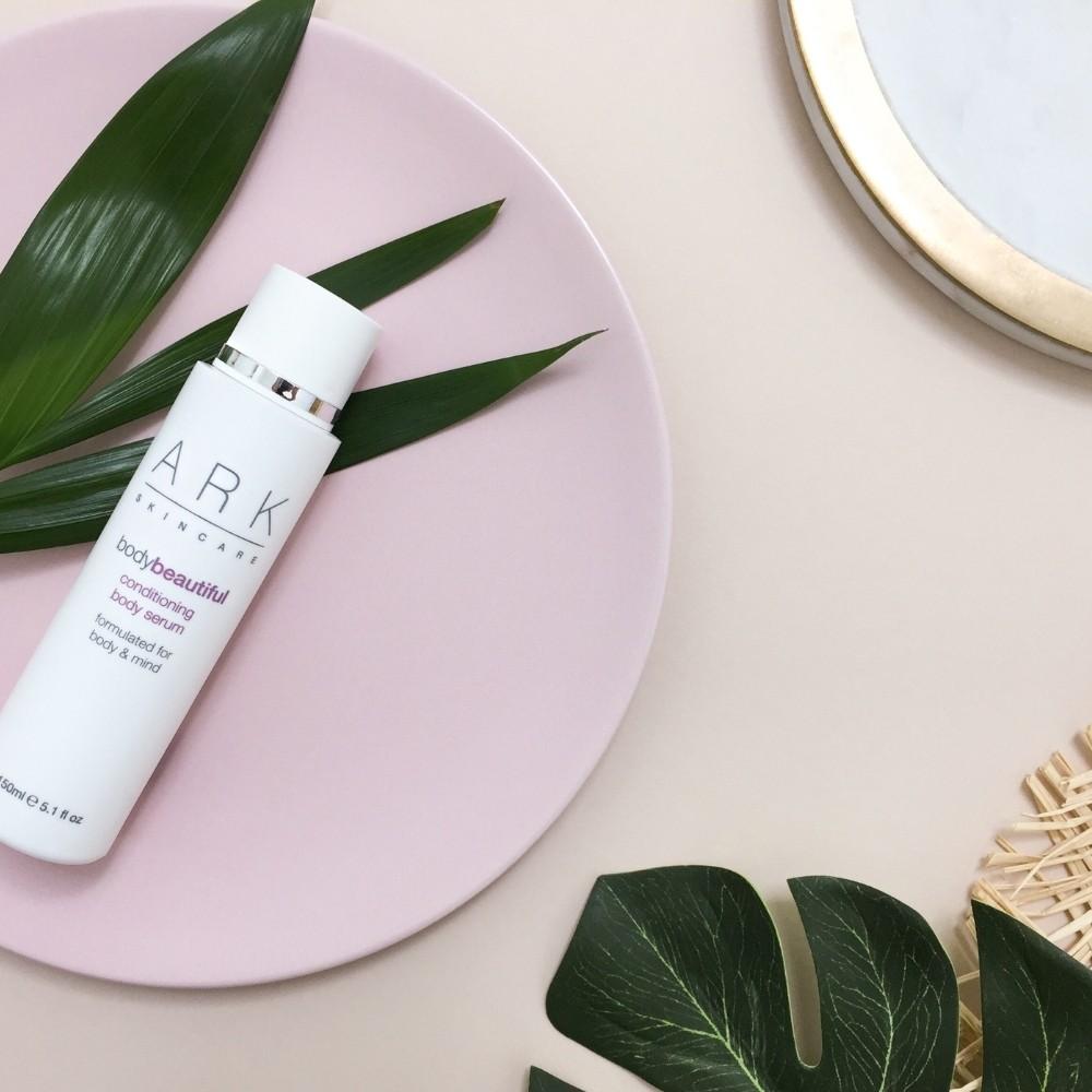 A rich, silky treatment serum for the body. This formula is rich in nourishing Omegas for hydrated, glowing skin.