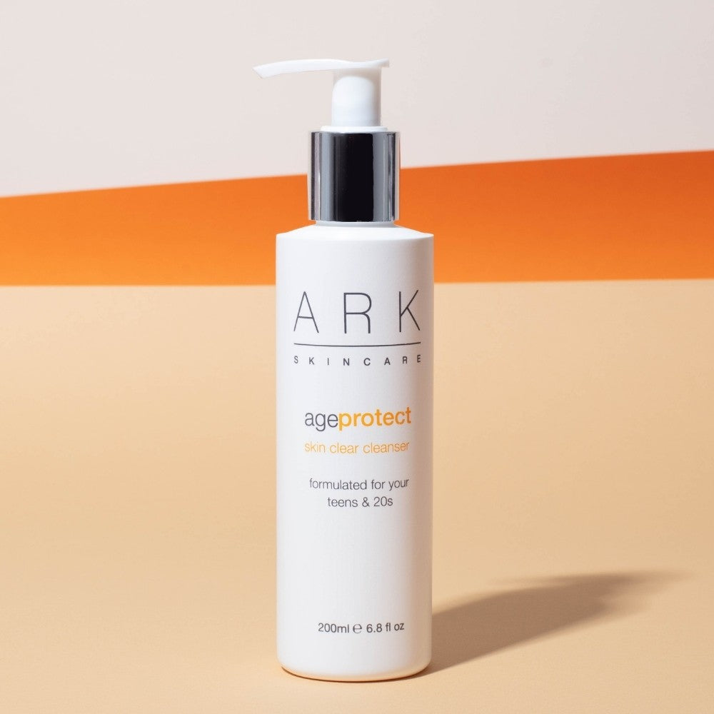 ARK's Protect Cleanser formulated for teens & 20s cleverly balances oily & dry skin to leave skin clear & comfortable